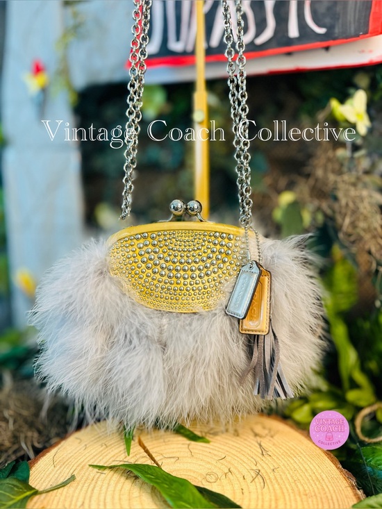 Coach Handbags - Rare Coach feathered kisslock Poppy